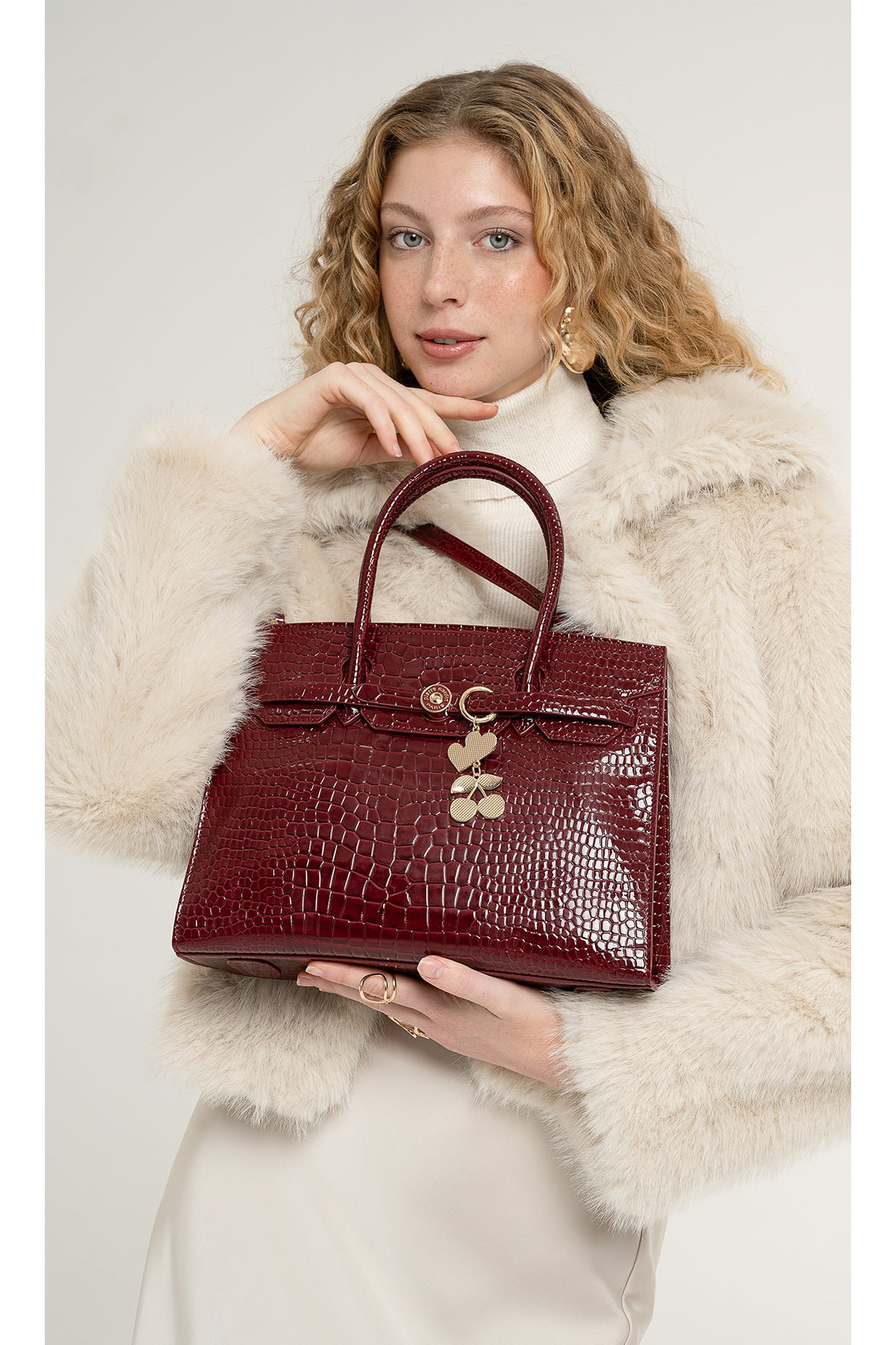 Bordo Croco Desenli Kadın El ve Omuz Çantası - Kilit Detaylı Şık Çanta