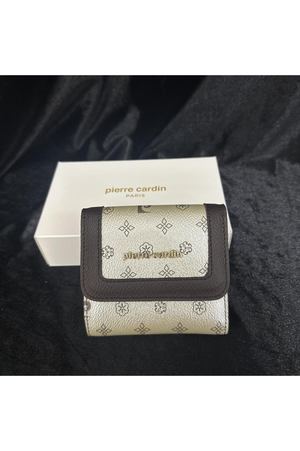 06pc24k604-mn A Altın Cüzdan