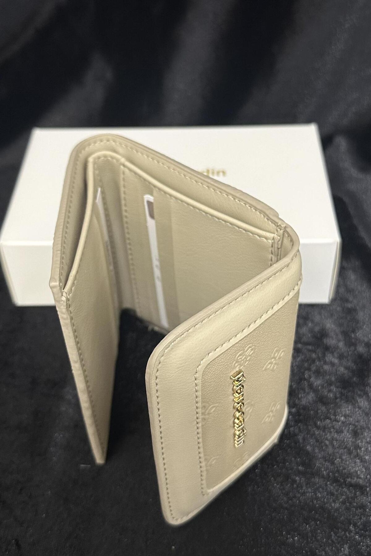 06Pc24K604 Kadın Cüzdan