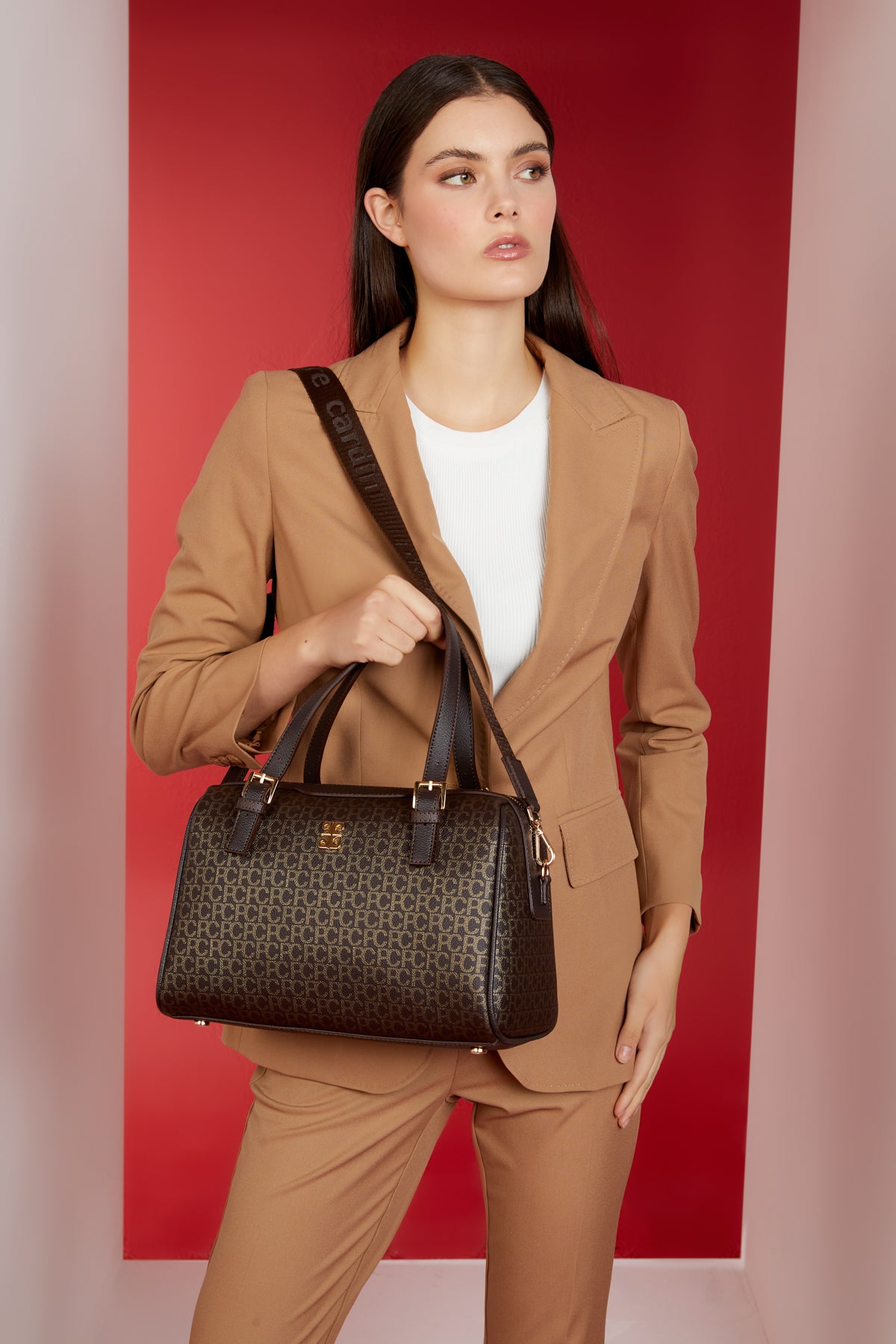 Kahve Küçük Alfabe Kadın Omuz Çantası 05PO22Y1532