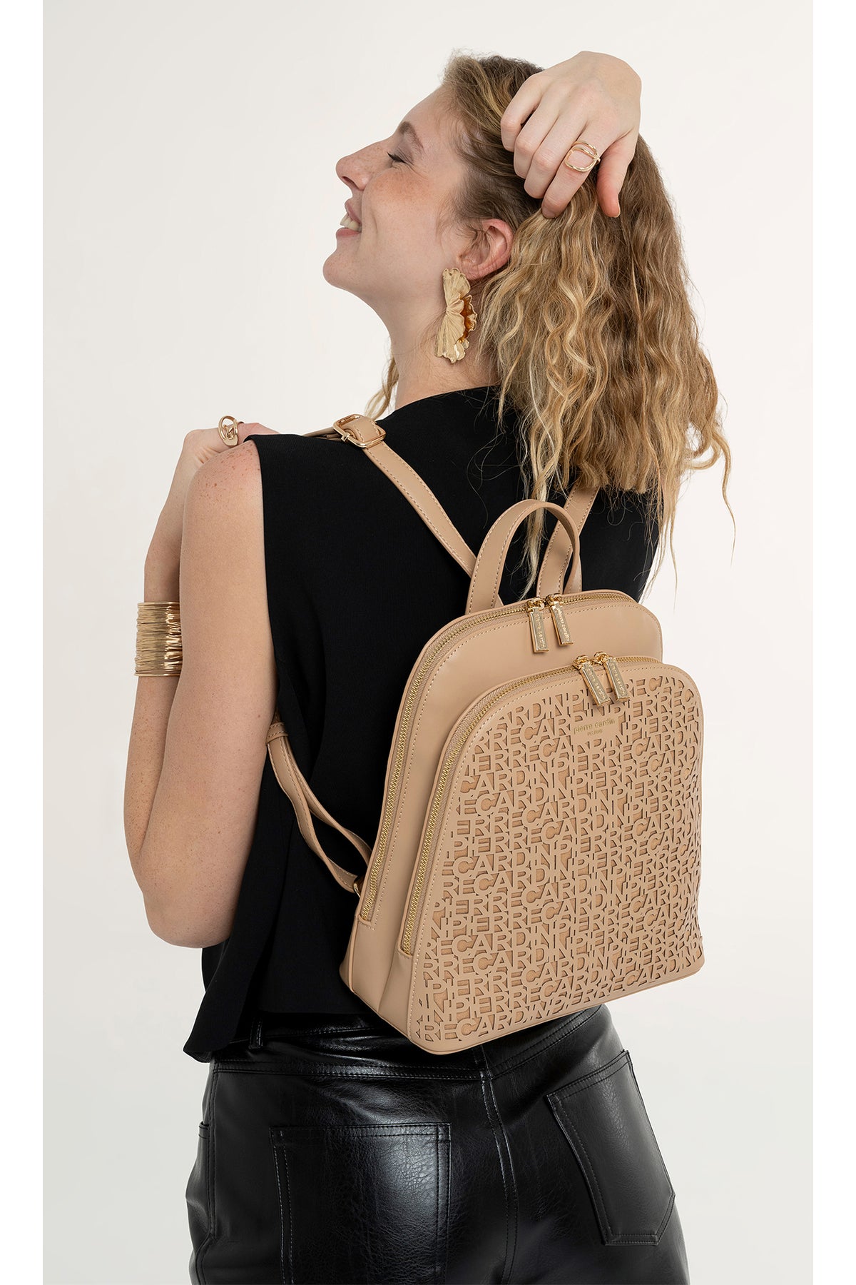 Bej Lazer Kesim Logolu Kadın Çantası - 25x29 cm Çift Bölmeli Şık Sırt Çantası